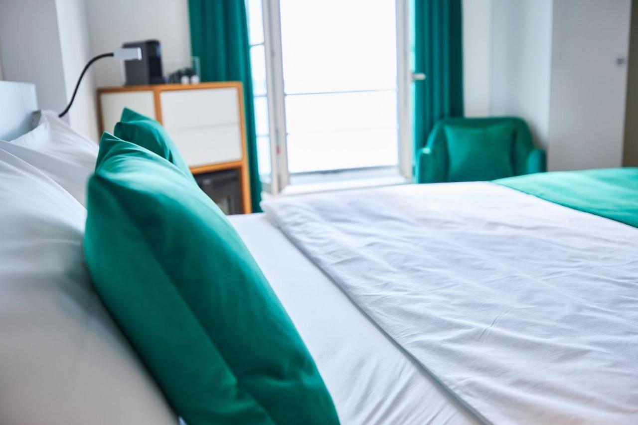 Hotel Max Am See メーアスブルク エクステリア 写真